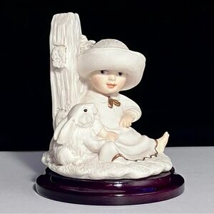GIUSEPPE ARMANI New Pals 1993 FIGURINE / Girl, PET RABBIT / 3.25in / CAPODIMONTE